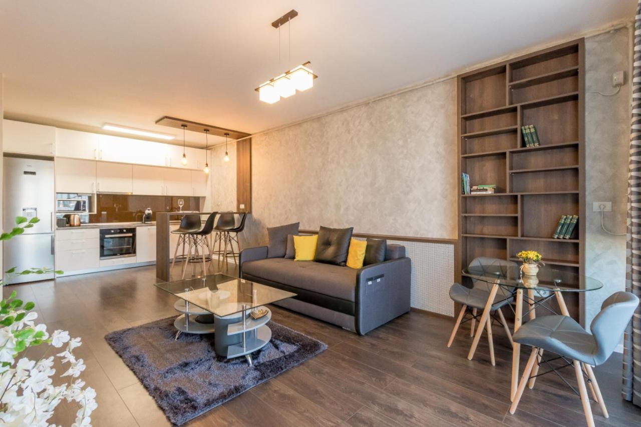 Modern Downtown Apartment Kluž Exteriér fotografie